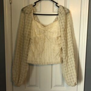 Moussy Fitted Puff Sleeve Top in Gauzy Cream